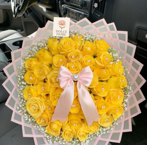 100 Yellow Roses Luxury Bouquet